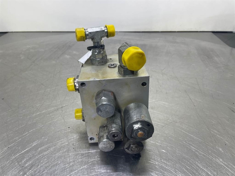 New Holland W110C-CNH 8500565-Valve/Ventile/Ventiel - علم السوائل المتحركة - آلات البناء: صور 4 New Holland W110C-CNH 8500565-Valve/Ventile/Ventiel - علم السوائل المتحركة - آلات البناء: صور 4