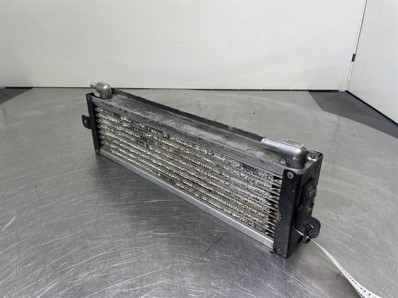 New Holland W110C - Cooler/Kühler/Koeler - المحرك - آلات البناء: صور 4 New Holland W110C - Cooler/Kühler/Koeler - المحرك - آلات البناء: صور 4