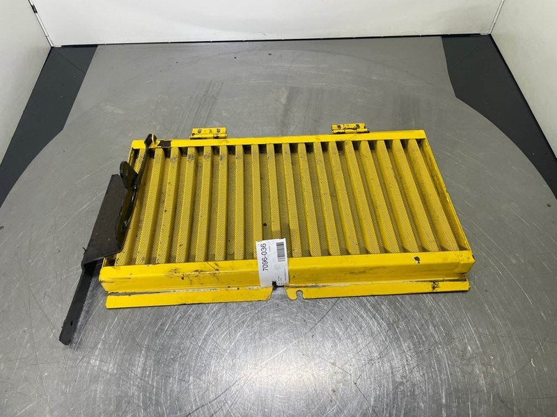 New Holland W110C - Hood/Haube/Kap - الإطار/ الشاسيه - آلات البناء: صور 1 New Holland W110C - Hood/Haube/Kap - الإطار/ الشاسيه - آلات البناء: صور 1