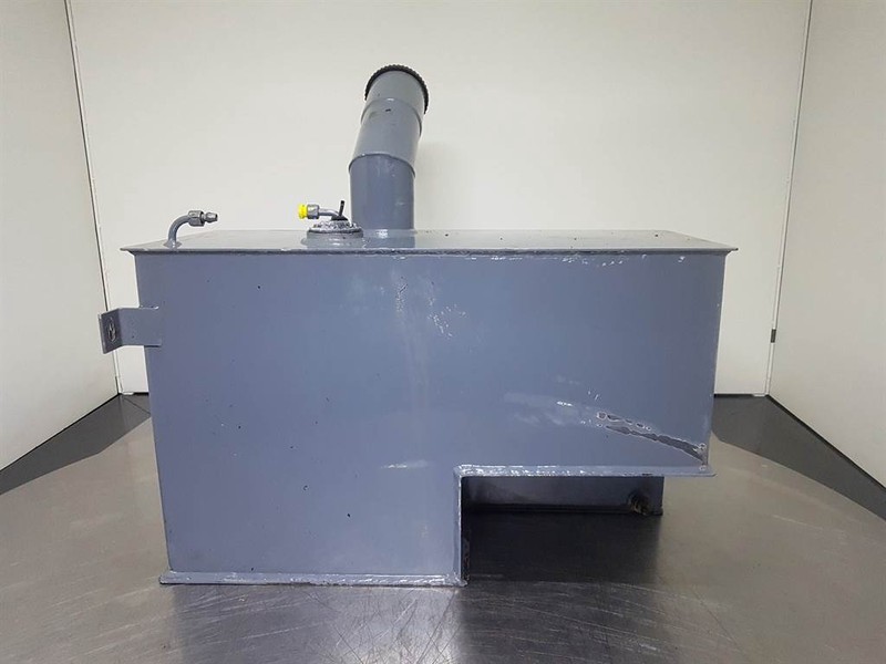 Schaeff SKL844-Terex 6453014001-Fuel tank/Kraftstofftank - الإطار/ الشاسيه - آلات البناء: صور 2 Schaeff SKL844-Terex 6453014001-Fuel tank/Kraftstofftank - الإطار/ الشاسيه - آلات البناء: صور 2