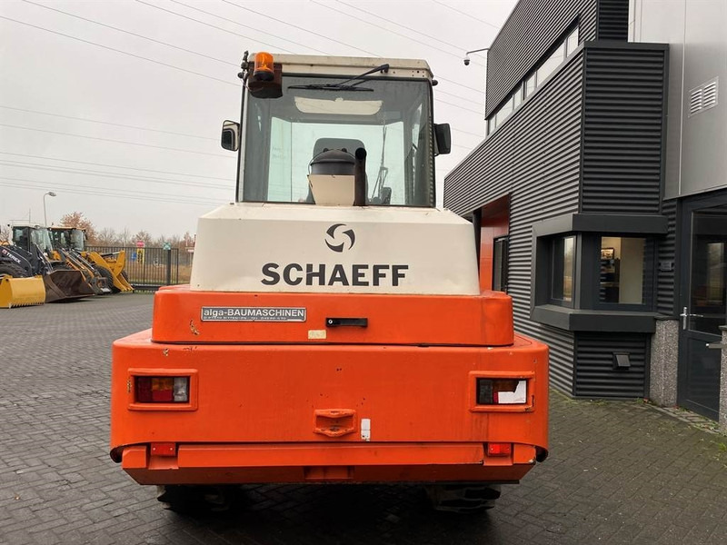 Schaeff SKL863 High-Lift Special - اللودر بعجل: صور 4 Schaeff SKL863 High-Lift Special - اللودر بعجل: صور 4