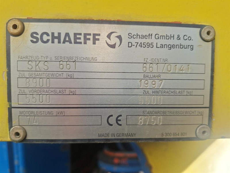Schaeff SKS 661 - اللودر بعجل: صور 4 Schaeff SKS 661 - اللودر بعجل: صور 4