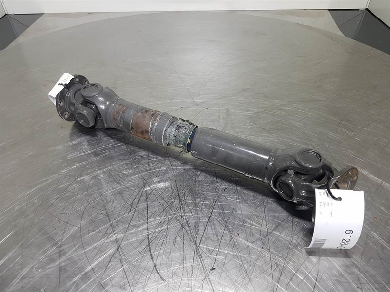 Sennebogen 818 - Propshaft/Gelenkwelle/Cardanas - المحور و قطع الغيار - آلات البناء: صور 1 Sennebogen 818 - Propshaft/Gelenkwelle/Cardanas - المحور و قطع الغيار - آلات البناء: صور 1