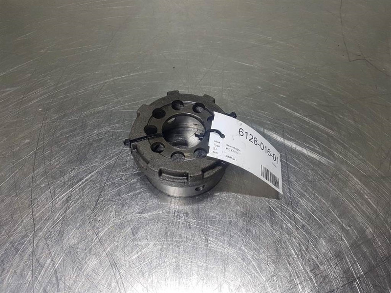 Sennebogen 818M-ZFaxle partsAchsenteile - المحور و قطع الغيار - آلات البناء: صور 2 Sennebogen 818M-ZFaxle partsAchsenteile - المحور و قطع الغيار - آلات البناء: صور 2