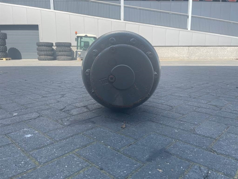 Sennebogen 835E-114466-Axle/Achse/As - المحور و قطع الغيار - آلات البناء: صور 3 Sennebogen 835E-114466-Axle/Achse/As - المحور و قطع الغيار - آلات البناء: صور 3