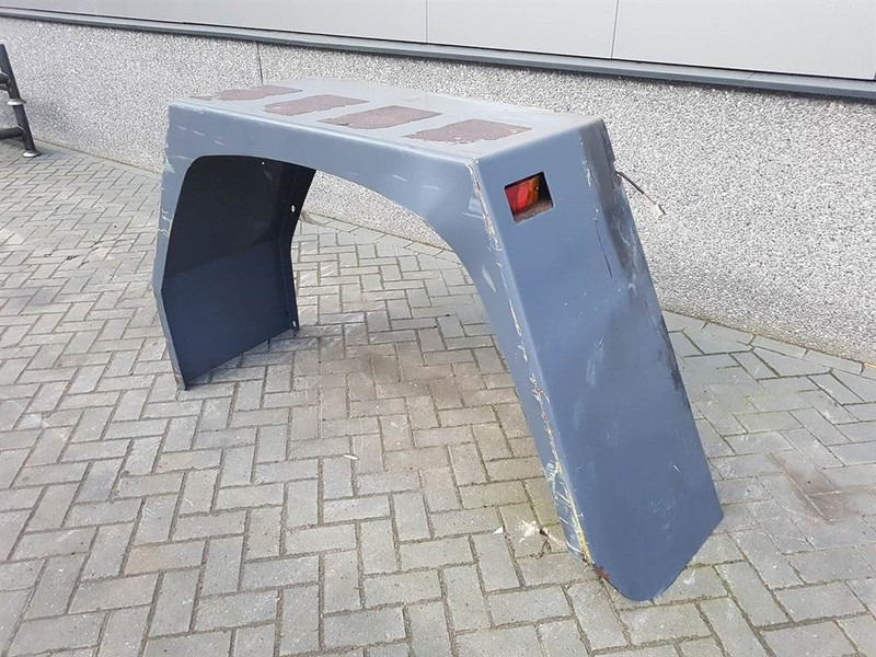 Terex TL210-0457006031-Mud guard/Kotfluegel/Spatbord - الإطار/ الشاسيه - آلات البناء: صور 3 Terex TL210-0457006031-Mud guard/Kotfluegel/Spatbord - الإطار/ الشاسيه - آلات البناء: صور 3