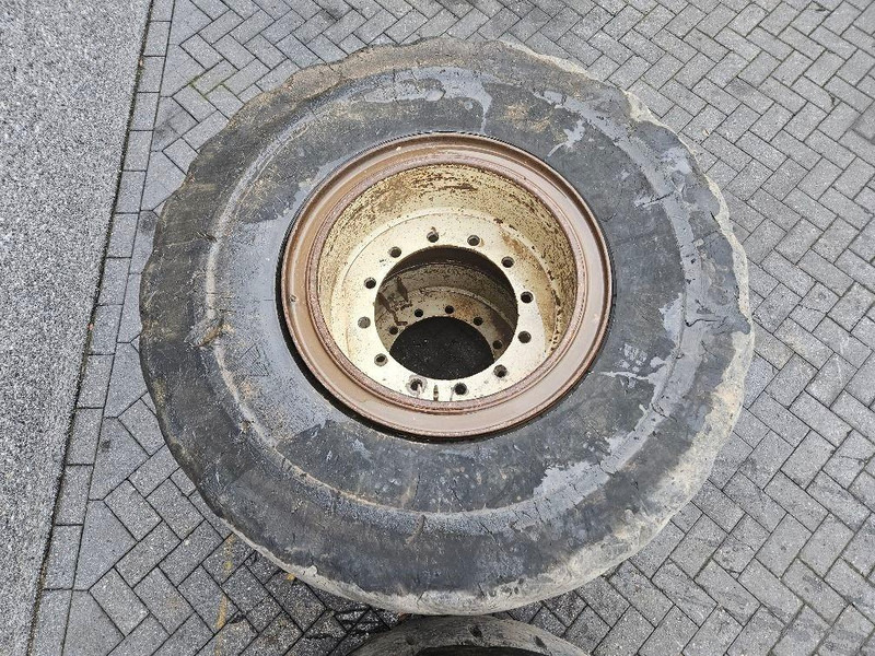 Terex TL260S-Banden 20.5-R25-Solid wheels / Full Gummi - الإطارات والجنوط - آلات البناء: صور 5 Terex TL260S-Banden 20.5-R25-Solid wheels / Full Gummi - الإطارات والجنوط - آلات البناء: صور 5