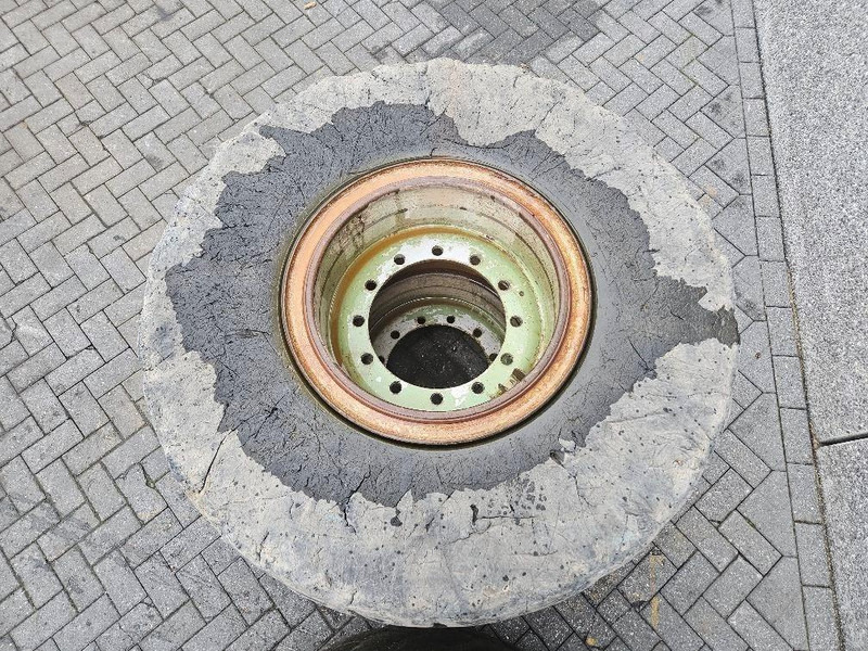 Terex TL260S-Banden 20.5-R25-Solid wheels / Full Gummi - الإطارات والجنوط - آلات البناء: صور 4 Terex TL260S-Banden 20.5-R25-Solid wheels / Full Gummi - الإطارات والجنوط - آلات البناء: صور 4