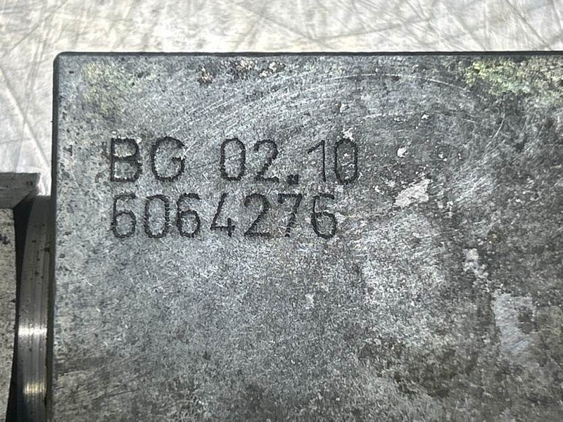 Terex TW150-6064276-Bypass valve/Ventile/Ventiel - علم السوائل المتحركة - آلات البناء: صور 5 Terex TW150-6064276-Bypass valve/Ventile/Ventiel - علم السوائل المتحركة - آلات البناء: صور 5