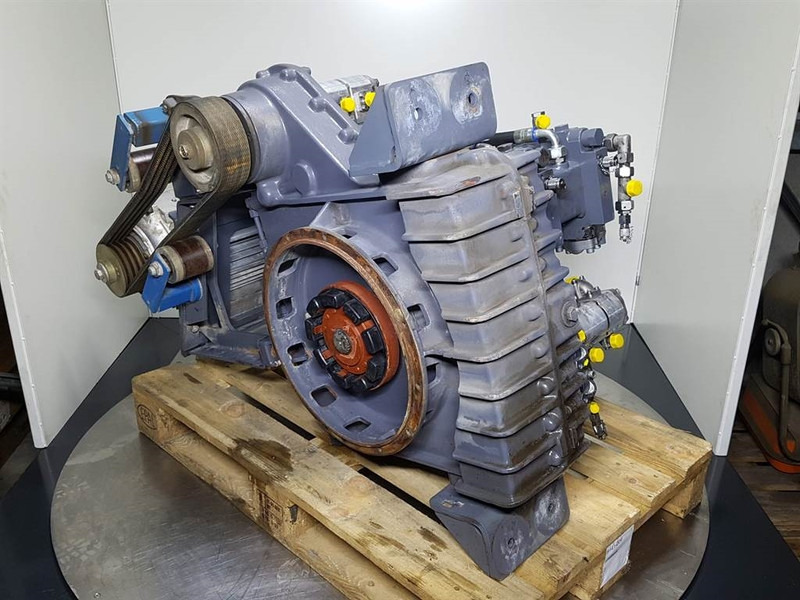 Vögele SUPER 1600/1603/1800/1803- 2031320 -Transmission - علبة التروس و قطع الغيار - آلات البناء: صور 5 Vögele SUPER 1600/1603/1800/1803- 2031320 -Transmission - علبة التروس و قطع الغيار - آلات البناء: صور 5