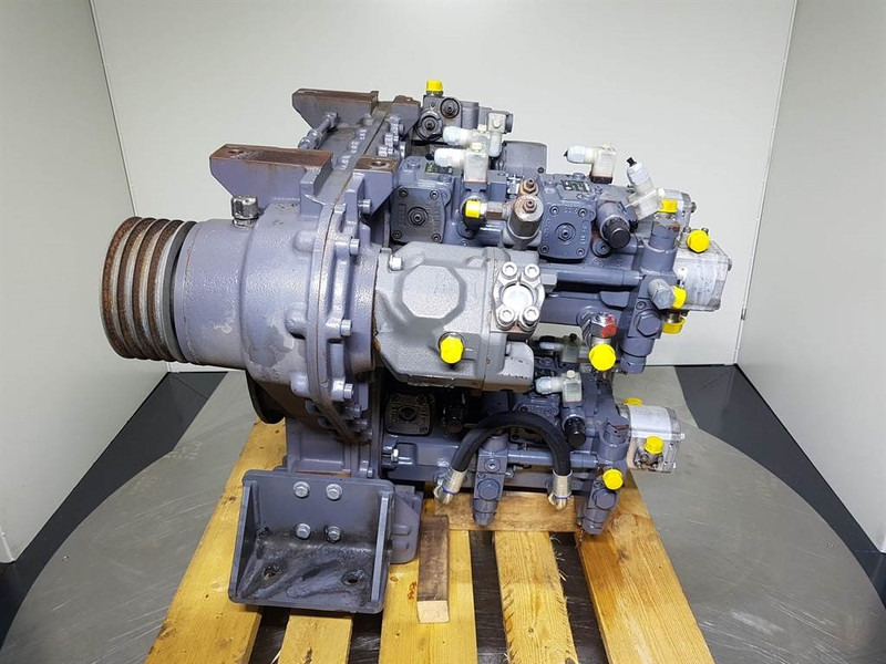 Vögele SUPER 1600/1603/1800/1803- 2031320 -Transmission - علبة التروس و قطع الغيار - آلات البناء: صور 5 Vögele SUPER 1600/1603/1800/1803- 2031320 -Transmission - علبة التروس و قطع الغيار - آلات البناء: صور 5