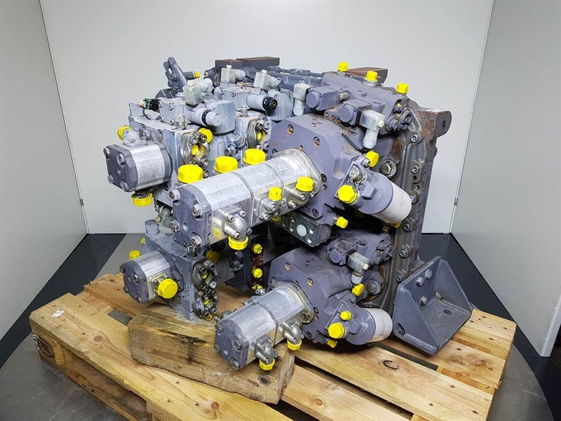 Vögele SUPER 1600/1603/1800/1803- 2031320 -Transmission - علبة التروس - آلات البناء: صور 1 Vögele SUPER 1600/1603/1800/1803- 2031320 -Transmission - علبة التروس - آلات البناء: صور 1