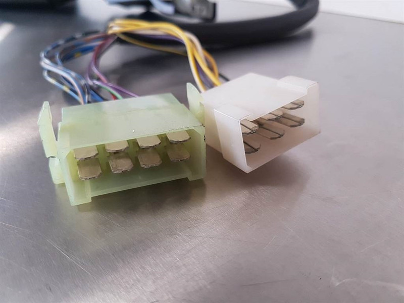 Volvo L20B/L25B - ZM2808703 - Steer col switch - مفتاح عمود التوجيه - آلات البناء: صور 5 Volvo L20B/L25B - ZM2808703 - Steer col switch - مفتاح عمود التوجيه - آلات البناء: صور 5