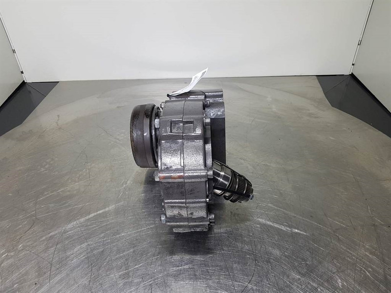 Volvo L30-ZF AV-230-Transmission/Getriebe/Transmissiebak - علبة التروس و قطع الغيار - آلات البناء: صور 3 Volvo L30-ZF AV-230-Transmission/Getriebe/Transmissiebak - علبة التروس و قطع الغيار - آلات البناء: صور 3