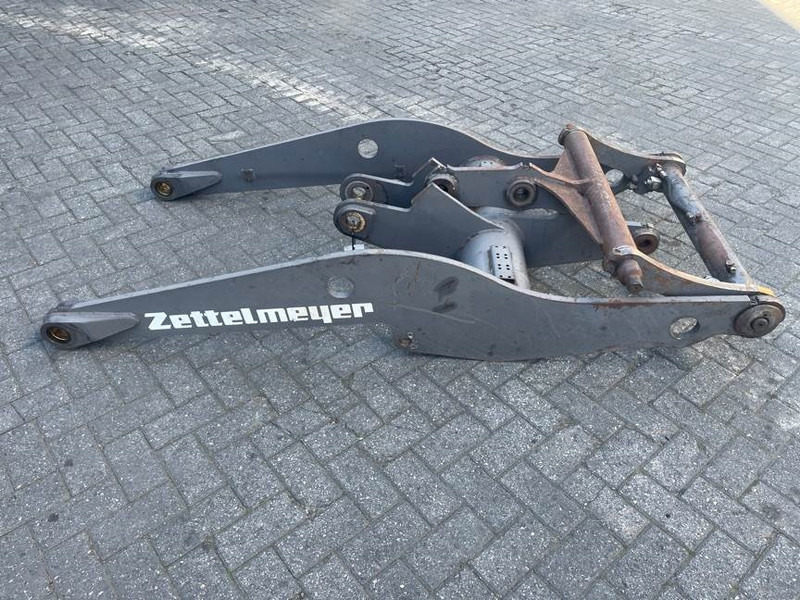 Zettelmeyer ZL602 - Lifting framework/Schaufelarm/Giek - ذراع الرافعة - آلات البناء: صور 4 Zettelmeyer ZL602 - Lifting framework/Schaufelarm/Giek - ذراع الرافعة - آلات البناء: صور 4