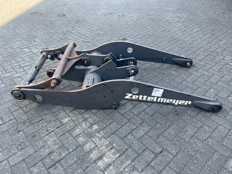 Zettelmeyer ZL602 - Lifting framework/Schaufelarm/Giek - ذراع الرافعة - آلات البناء: صور 1 Zettelmeyer ZL602 - Lifting framework/Schaufelarm/Giek - ذراع الرافعة - آلات البناء: صور 1