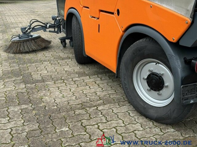 Hako Citymaster 2000 Sweeper 4 Radlenk. nur 4138 Std. - سياره كنس شوارع: صور 2 Hako Citymaster 2000 Sweeper 4 Radlenk. nur 4138 Std. - سياره كنس شوارع: صور 2