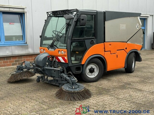 Hako Citymaster 2000 Sweeper 4 Radlenk. nur 4138 Std. - سياره كنس شوارع: صور 4 Hako Citymaster 2000 Sweeper 4 Radlenk. nur 4138 Std. - سياره كنس شوارع: صور 4