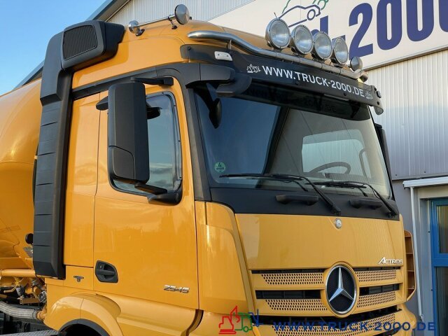 Mercedes-Benz Actros 2545 Silo 31m³ Getreide Staub Rieselgüter - شاحنة صهريج: صور 2 Mercedes-Benz Actros 2545 Silo 31m³ Getreide Staub Rieselgüter - شاحنة صهريج: صور 2
