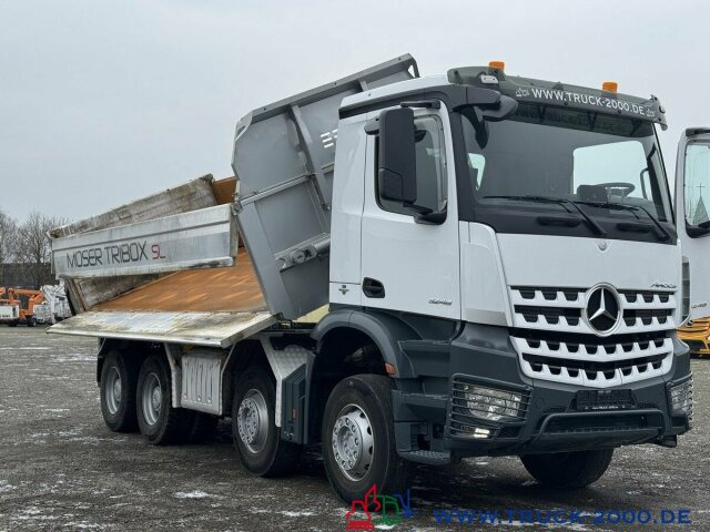 Mercedes-Benz Arocs 3248 8x4/4 Moser 3 Seiten Kipper Retarder - قلابات: صور 4 Mercedes-Benz Arocs 3248 8x4/4 Moser 3 Seiten Kipper Retarder - قلابات: صور 4