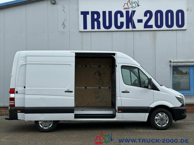 Mercedes-Benz Sprinter 216 CDI Kasten Hoch Klima AHK 2.000 Kg - فان المدمجة: صور 3 Mercedes-Benz Sprinter 216 CDI Kasten Hoch Klima AHK 2.000 Kg - فان المدمجة: صور 3
