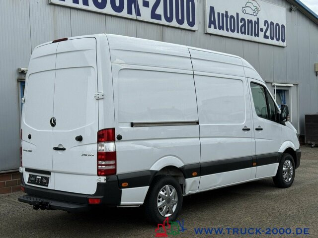 Mercedes-Benz Sprinter 216 CDI Kasten Hoch Klima AHK 2.000 Kg - فان المدمجة: صور 5 Mercedes-Benz Sprinter 216 CDI Kasten Hoch Klima AHK 2.000 Kg - فان المدمجة: صور 5