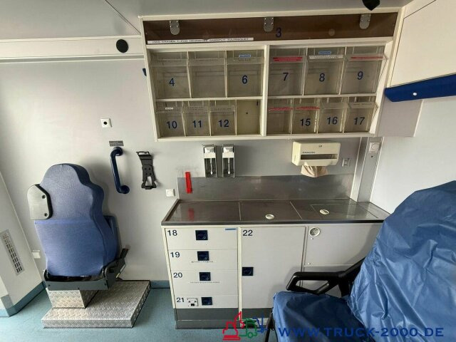 Mercedes-Benz Sprinter 516 Fahrtec RTW Luftfederung Retarder - سيارة إسعاف: صور 2 Mercedes-Benz Sprinter 516 Fahrtec RTW Luftfederung Retarder - سيارة إسعاف: صور 2