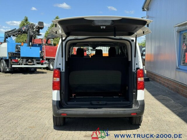 Opel Vivaro 9 Sitzer Klima vorne & hinten Navi + DAB - صغيرة, ميكروباص: صور 2 Opel Vivaro 9 Sitzer Klima vorne & hinten Navi + DAB - صغيرة, ميكروباص: صور 2
