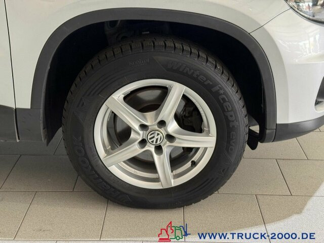 Volkswagen Tiguan 2.0 TDI 4Motion Automatik Klima - سيارة دفع رباعي: صور 3 Volkswagen Tiguan 2.0 TDI 4Motion Automatik Klima - سيارة دفع رباعي: صور 3