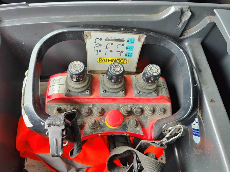 MAN TGL 12.250 City-Abroller Container + Palfinger PK5001 Remote - شاحنة ذات الخطاف, شاحنة كرين: صور 5 MAN TGL 12.250 City-Abroller Container + Palfinger PK5001 Remote - شاحنة ذات الخطاف, شاحنة كرين: صور 5