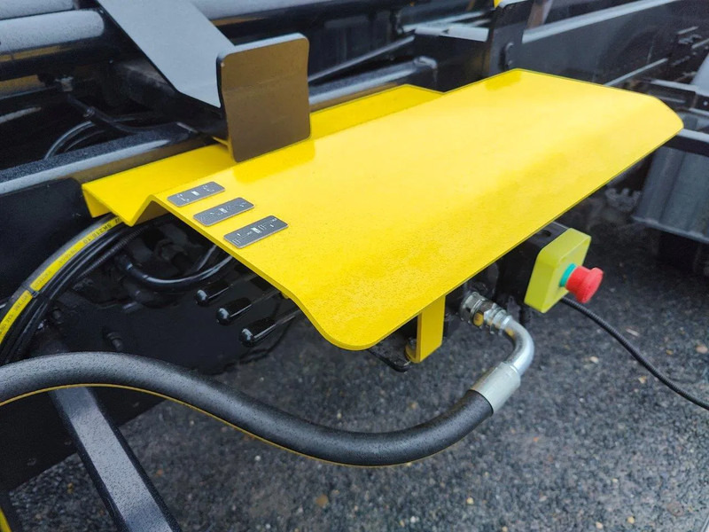 MAN TGL 12.250 with NEW Containersystem / Hooklift JIMECA - شاحنة ذات الخطاف: صور 5 MAN TGL 12.250 with NEW Containersystem / Hooklift JIMECA - شاحنة ذات الخطاف: صور 5