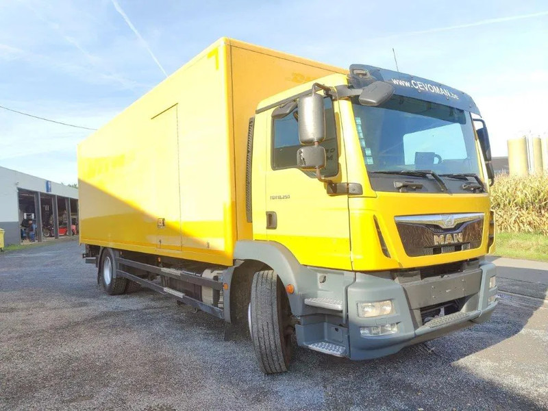 MAN TGM 18.250 Euro 6 boxtruck D'hollandia - بصندوق مغلق شاحنة: صور 2 MAN TGM 18.250 Euro 6 boxtruck D'hollandia - بصندوق مغلق شاحنة: صور 2