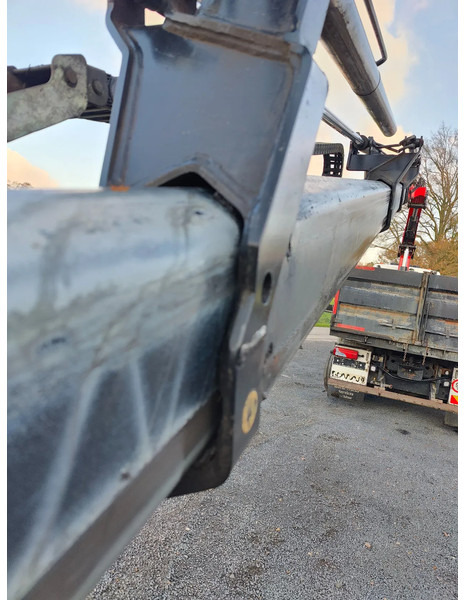 MAN Tridem 8x4 Euro6 Kipper Kraan Fassi F365 - قلابات, شاحنة كرين: صور 5 MAN Tridem 8x4 Euro6 Kipper Kraan Fassi F365 - قلابات, شاحنة كرين: صور 5