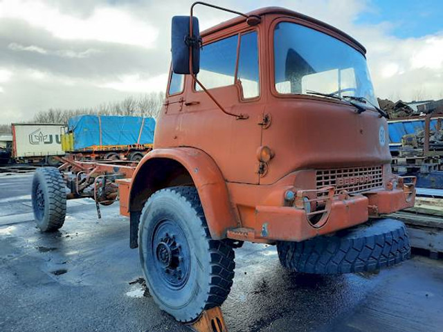 Bedford MJP2 4X4 - الشاسيه شاحنة: صور 2 Bedford MJP2 4X4 - الشاسيه شاحنة: صور 2