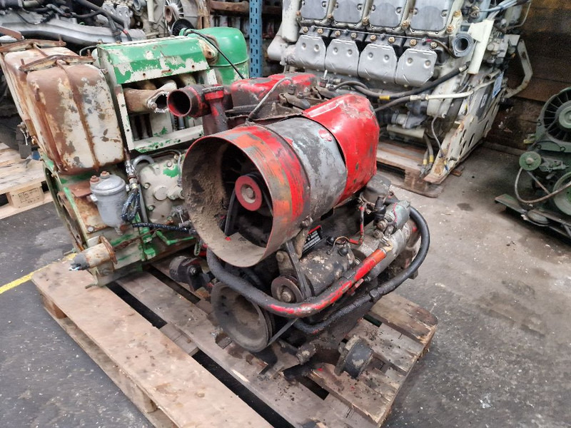 Deutz F2L912 - المحرك: صور 5 Deutz F2L912 - المحرك: صور 5