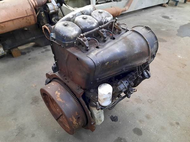 Deutz F3L912 - المحرك: صور 1 Deutz F3L912 - المحرك: صور 1