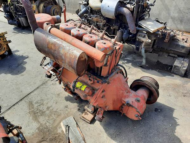 Deutz F4L812 - المحرك - آلات البناء: صور 4 Deutz F4L812 - المحرك - آلات البناء: صور 4