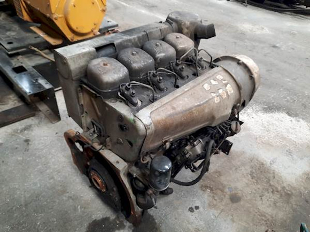 Deutz F4L912 - المحرك: صور 1 Deutz F4L912 - المحرك: صور 1