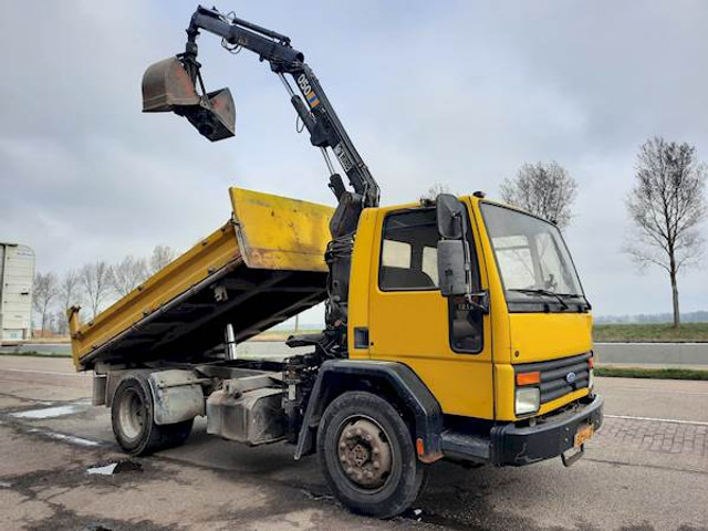 Ford CARGO 1213 - قلابات: صور 5 Ford CARGO 1213 - قلابات: صور 5