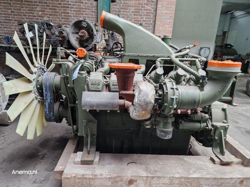 MTU (MERCEDES-BENZ) 12V 2000 - المحرك: صور 1 MTU (MERCEDES-BENZ) 12V 2000 - المحرك: صور 1