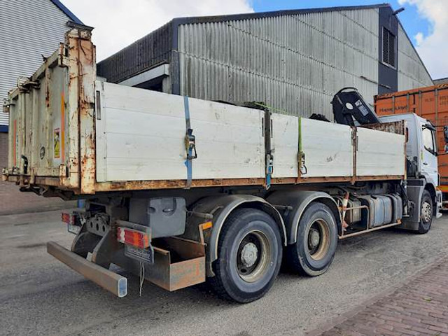 Mercedes-Benz 2633 6X4 - قلابات: صور 4 Mercedes-Benz 2633 6X4 - قلابات: صور 4