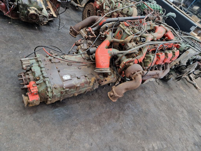 Mercedes-Benz OM442LA - المحرك: صور 3 Mercedes-Benz OM442LA - المحرك: صور 3