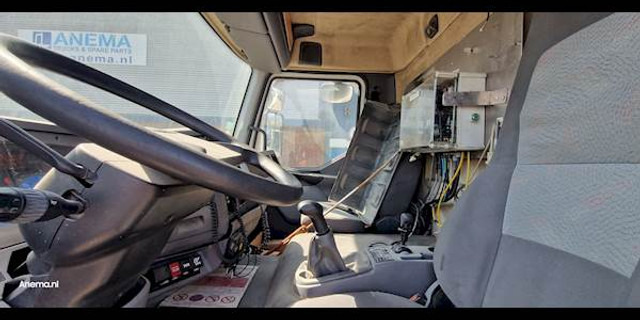 Renault MIDLUM 220 GAS / LPG - شاحنة صهريج: صور 5 Renault MIDLUM 220 GAS / LPG - شاحنة صهريج: صور 5