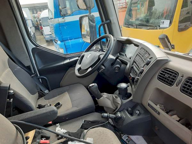 Renault MIDLUM 220 - الشاسيه شاحنة: صور 4 Renault MIDLUM 220 - الشاسيه شاحنة: صور 4