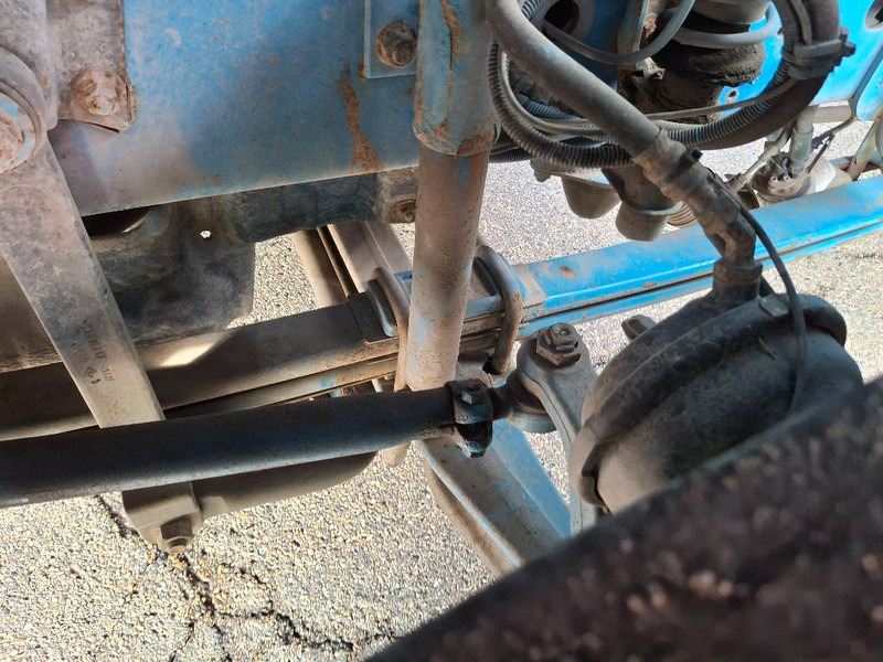 Renault MIDLUM 280DXI - شاحنة صهريج: صور 2 Renault MIDLUM 280DXI - شاحنة صهريج: صور 2