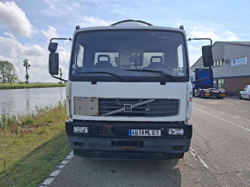 Volvo FL 250 GAS / LPG - شاحنة صهريج: صور 3 Volvo FL 250 GAS / LPG - شاحنة صهريج: صور 3