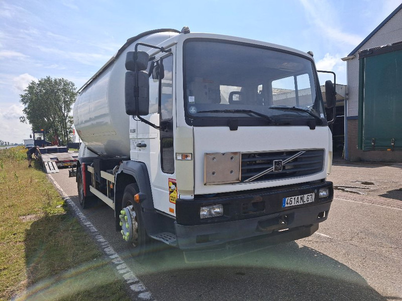 Volvo FL 250 GAS / LPG - شاحنة صهريج: صور 2 Volvo FL 250 GAS / LPG - شاحنة صهريج: صور 2