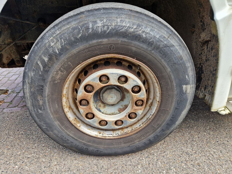 Volvo NH12.460 - شاحنة جرار: صور 4 Volvo NH12.460 - شاحنة جرار: صور 4