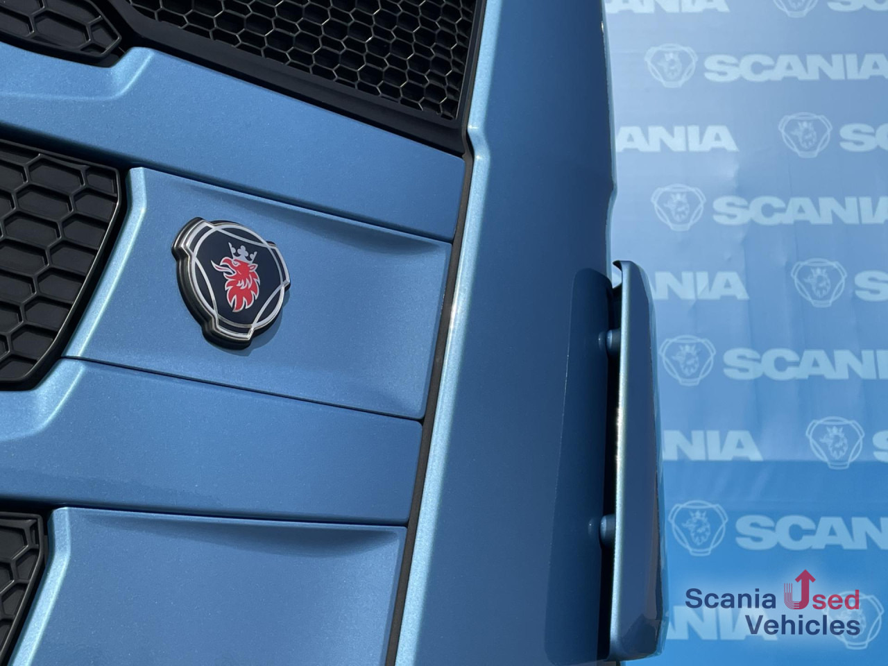 SCANIA R 410 A4x2NA RETARDER LED LNG SMART 2 P-AIRCO - شاحنة جرار: صور 2 SCANIA R 410 A4x2NA RETARDER LED LNG SMART 2 P-AIRCO - شاحنة جرار: صور 2