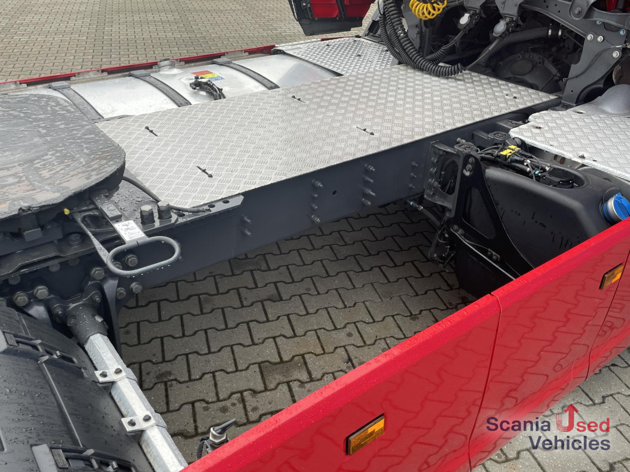 SCANIA R 410 A4x2NA RETARDER LED NAVI - شاحنة جرار: صور 2 SCANIA R 410 A4x2NA RETARDER LED NAVI - شاحنة جرار: صور 2